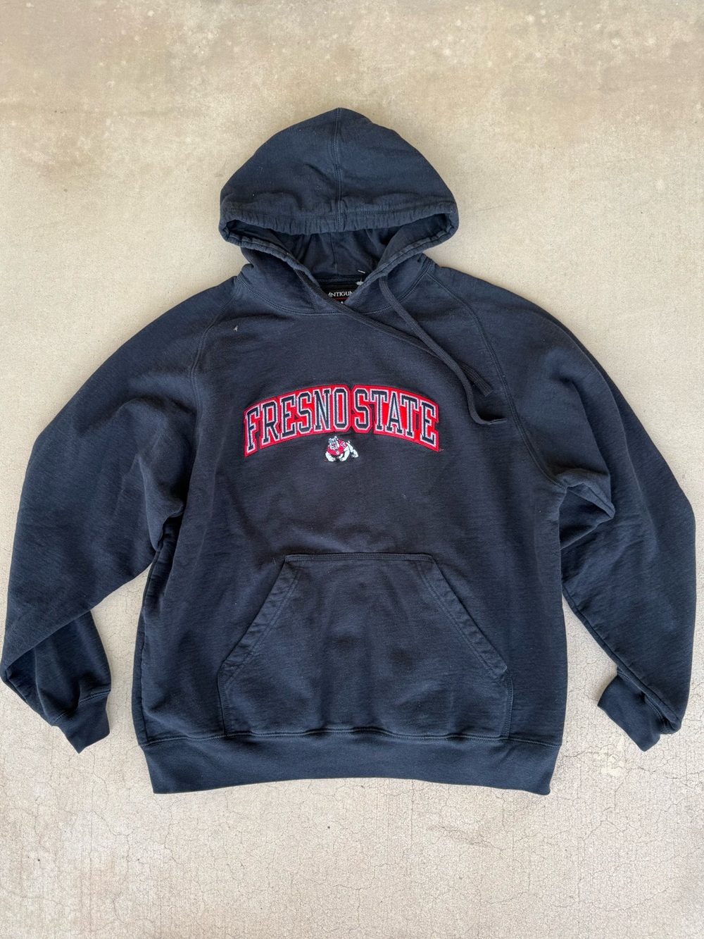 Fresno State Bulldogs Antigua Embroidered Hoodie – Size XL